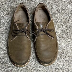 OluKai Men's Tan Leather Oxfords